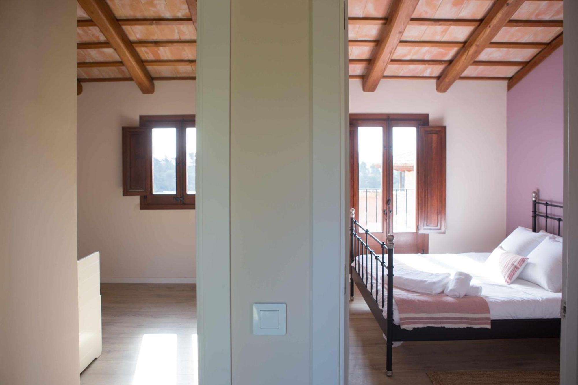 Casa Rural Masia Les Apieres El Pla de Manlleu Экстерьер фото